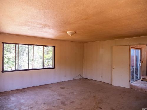 22619 Eastside Rd, Willits CA  95490-9780 exterior