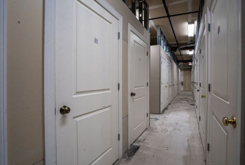 606 Wisconsin Ave, Milwaukee WI  53202-4600 exterior