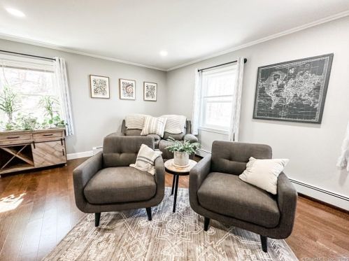 49 Bunny Rd, Norwich CT  06365-8705 exterior