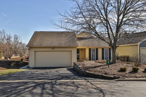 6195 Fairfield Rd, Miami, OH 45056-1588