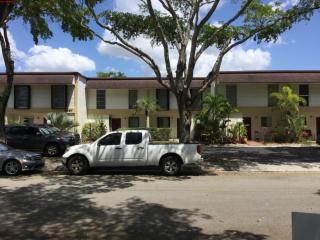 3321 Farragut St, Hollywood, FL 33021-3114
