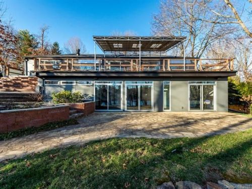 17 Pine Acre Blvd, Asheville, NC 28804-1305