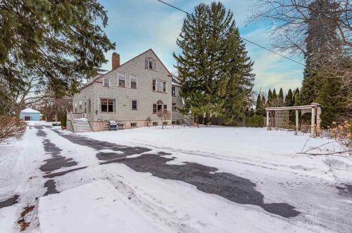 27 Park Ave, Fond Du Lac, WI 54935-4309