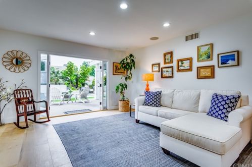 600 Anderson St, Manhattan Beach CA  90266-5934 exterior