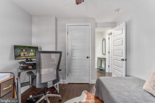 209 Prince Edward St, Fredericksburg VA  22401-6034 exterior