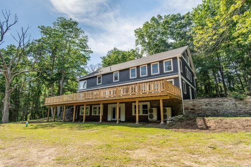 70 Peep Toad Rd, Killingly CT  06239-1522 exterior