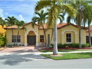 14881 32nd Ln, Miami, FL 33185-3993