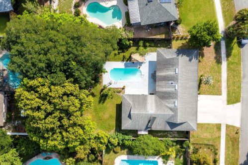 8557 Clematis Ln, Orlando, FL 32819-4526