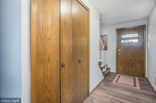 1534 Clarence St, Saint Paul, MN 55106-1414