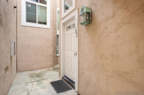 7214 Shoreline Dr, San Diego, CA 92122-4929