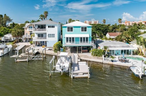 13107 Boca Ciega Ave, Saint Petersburg, FL 33708-2439
