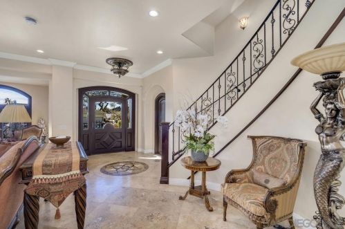 3433 Bayonne Dr, San Diego, CA 92109-6603