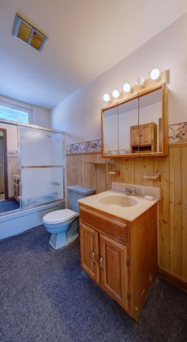 490 Toledo Ave, Marion OH  43302-2145 exterior