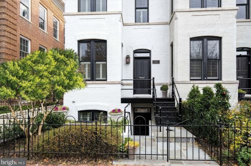 331 9th St, Washington, DC 20003-2116