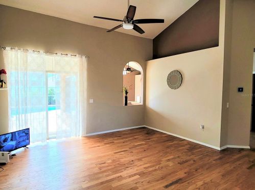 2515 Mulberry Dr, Palm Harbor, FL 34684-1955