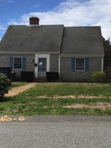 37 Old Academy Rd, Chatham, MA 02633-2038