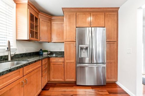 871 Larchmont Dr, Daly City CA  94015-3641 exterior