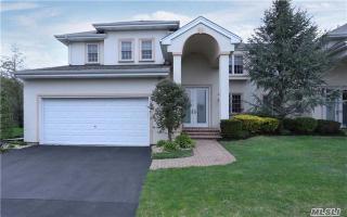 379 Altessa Blvd, Huntington Station, NY 11747-5225