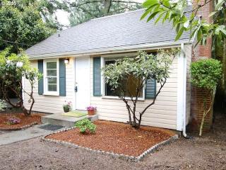 3000 Taylors Ferry Rd, Portland, OR 97219-5553