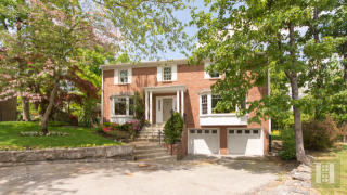 5439 Arlington Ave, Bronx, NY 10471-1218