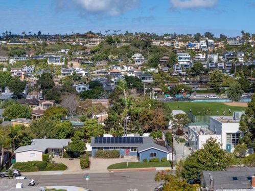 1190 Tourmaline St, San Diego CA  92109-1838 exterior