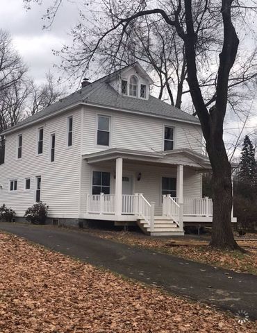 301 Old Loudon Rd, Newtonville, NY 12110-2935