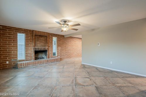5616 Lee St, Tucson AZ  85712-4208 exterior