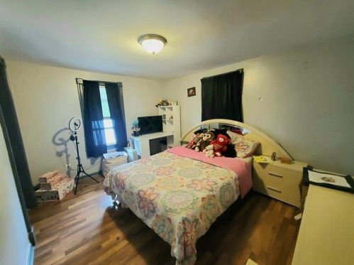 513 Pennsylvania Ave, Hermitage PA  16121-1853 exterior