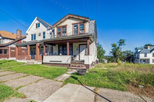 2319 Jenny Lind St, Mckeesport, PA 15132-5009