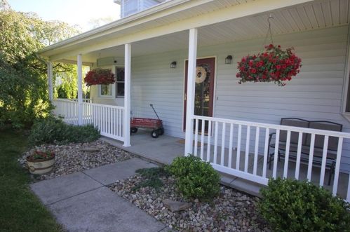 10640 Eastview Ave, Meadville, PA 16335-4768