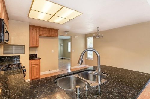 8437 Juglans Dr, Citrus Heights CA  95662-3048 exterior