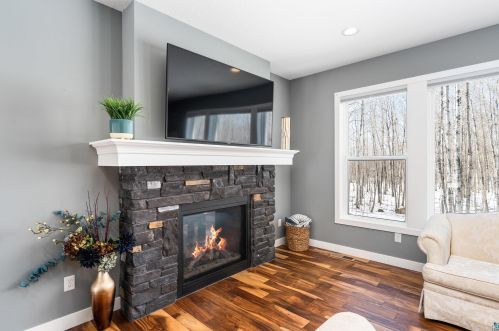 4966 Trails End Dr, Duluth MN  55811-3688 exterior