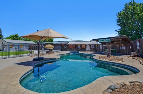 6312 2 St, Rio Linda CA  95673-3230 exterior