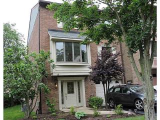 627 Woodcrest Dr, Pittsburgh, PA 15205-1521