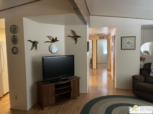 69521 Parkside Dr, Desert Hot Springs CA  92241-8719 exterior