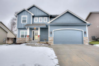 4211 Edgerton Dr, Bellevue, NE 68123-4309