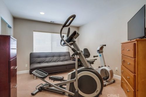 3753 Snowden Ave, Long Beach CA  90808-2226 exterior