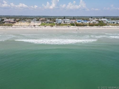 4241 Atlantic Ave, Daytona Beach FL 32127-7004 exterior