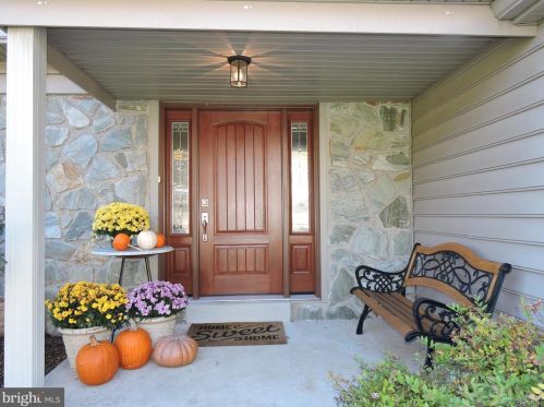 3786 Stoughton Rd, Collegeville, PA 19426-3446