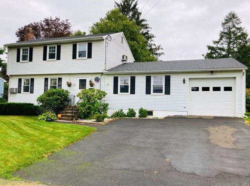 55 Robin St, Bristol, CT 06010-3059