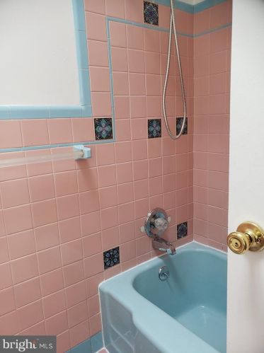 5151 C St, Philadelphia PA 19120-3621 exterior