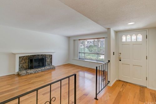 2274 Quartz Pl, Riverside, CA 92507-2516