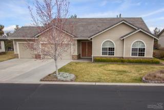 1547 Cliff Side Way, Eagle Crest, OR 97756-0288