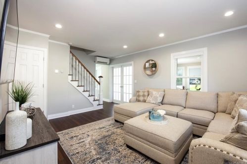 61 Grant Pl, Thornwood NY  10594-1435 exterior