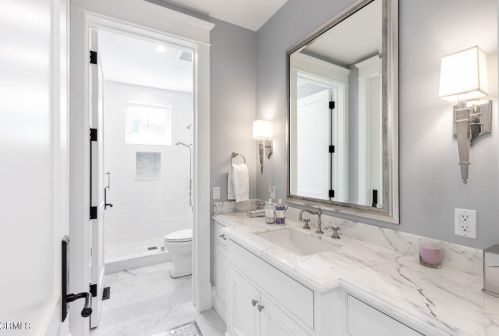 655 Hillcrest Ave, La Canada CA  91011-4040 exterior