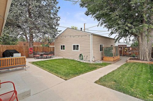 4732 Newton St, Denver CO 80219-2632 exterior