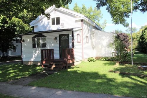 14 Aurora St, Moravia, NY 13118-3726
