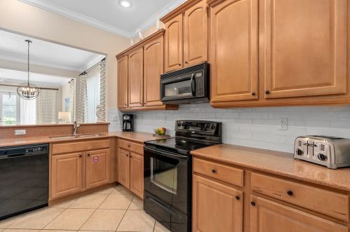 1439 Fairview Cir, Kissimmee FL 34747-6774 exterior