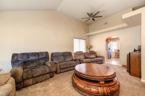 7321 Little Acorn Way, Rio Linda CA  95673-1336 exterior