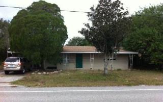 3905 Lakewood Rd, Sebring, FL 33875-4845